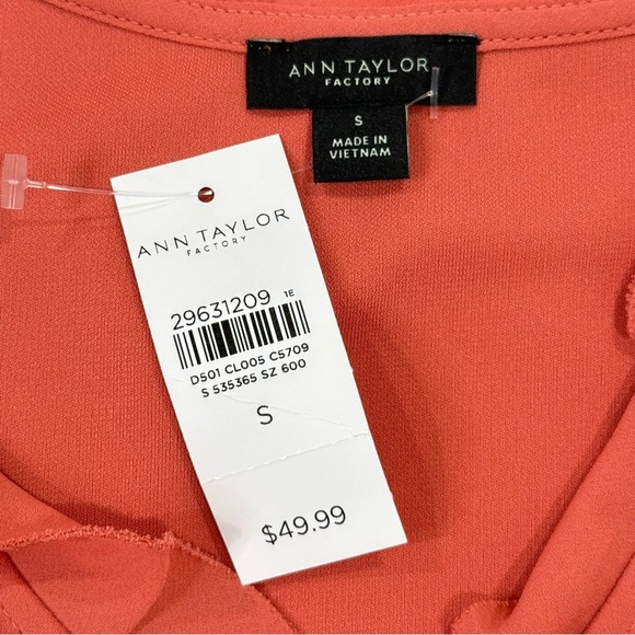 Ann Taylor Coral Ruffle V-Neck Blouse Small Sleeveless Summer Chic Workwear New - Picture 7 of 9